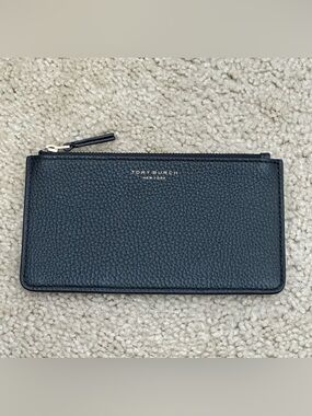 Tory Burch Thea‎ Zip Card Wallet in Black Pebbled Leather VGUC
